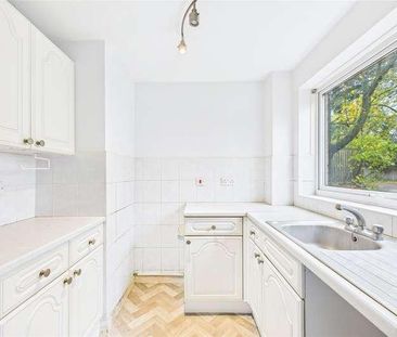 Fernley Court, Maidenhead, Berkshire, SL6 - Photo 6