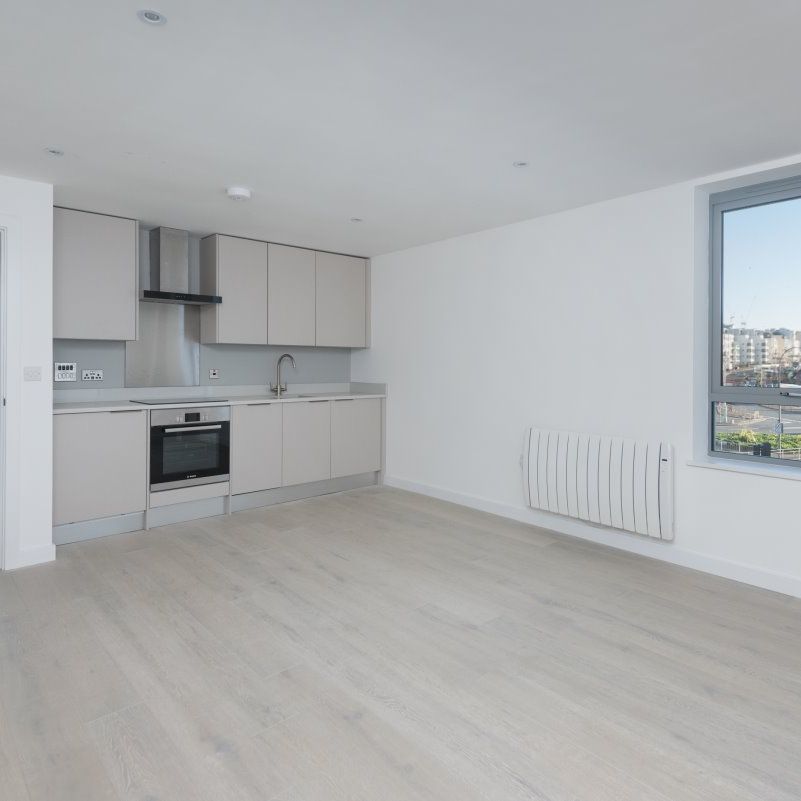 Lace House - Photo 1