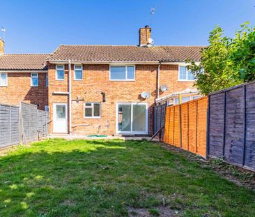 3 bed Terraced for rent - Photo 1