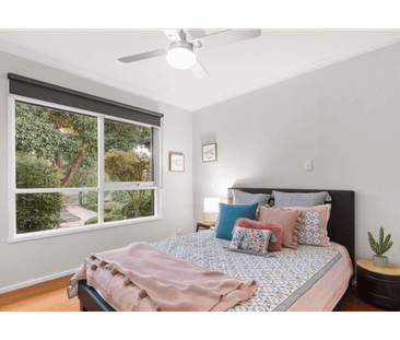 Family Home in Prime Location - Photo 5