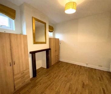 Lambton Road, London, SW20 - Photo 3