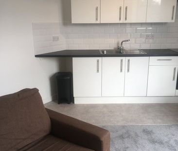 1 Bed Flat, Abbeydale Road, S7 - Photo 3