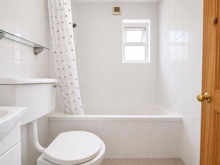 Cheshunt Road, London E7 - Photo 5