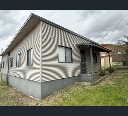 1/7 Victoria Street, Cooma, NSW 2630 - Photo 2