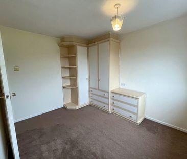 Detached house to rent on - Photo 1