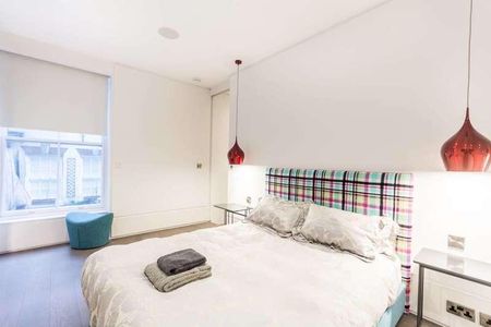 Whitehall, St James's, SW1A - Photo 4