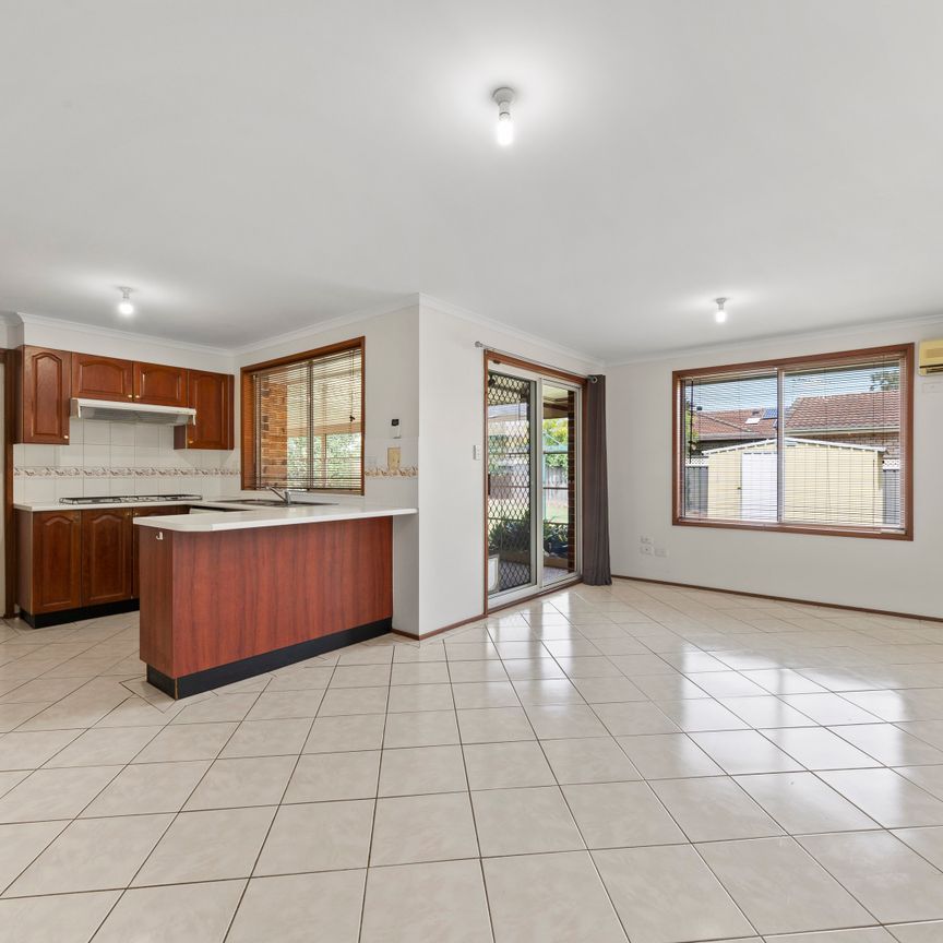 15 Jirra Way, Maryland NSW 2287 - House For Rent | Domain - Photo 1