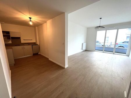 Location Appartement 2 pièces 43m² THOUARE SUR LOIRE 44470 - Photo 4