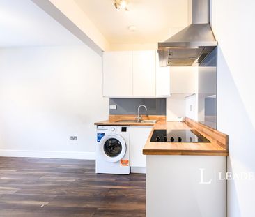 1 bedroom apartment to rent Garlands Road, Redhill, Surrey, RH1 - Photo 1