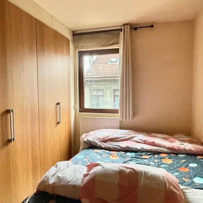 Appartement te huur in Antwerpen voor € 775 met 1 slaapkamer - Photo 1