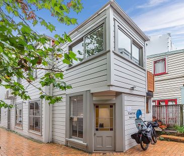 Fully renovated 2 bed, 2 living on Tinakori Road - Photo 6