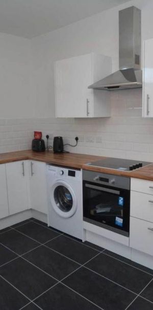 House share to rent - Photo 1