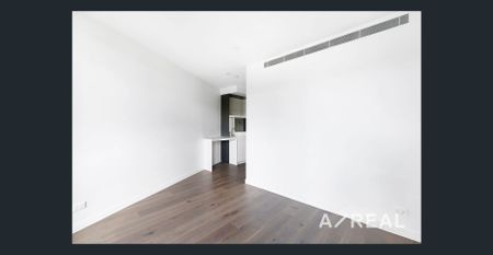 Modern Comfort and Convenience in the Heart of Leafy Camberwell - Photo 3