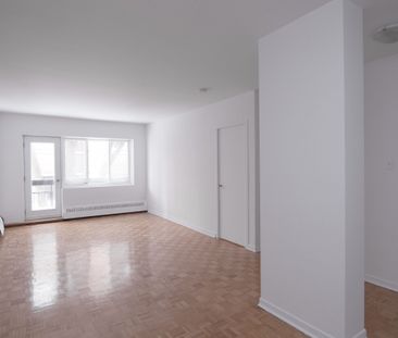 2400 Van Horne - Photo 1