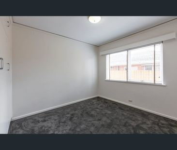 1/9 Parton Court, Carnegie, Vic 3163 - Photo 4