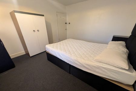 Ednaston Road, NG7 2JF - Photo 4