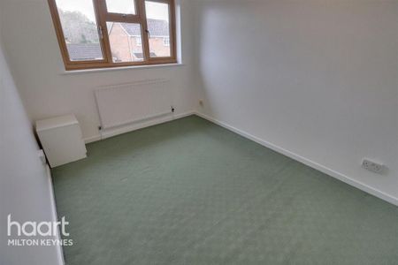 3 bedroom detached house to rent - Photo 2