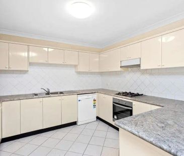7/305-307 Forest Road, Sutherland NSW 2232 - Photo 3
