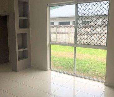 MODERN HOME IN REDLYNCH VALLEY! - Photo 3