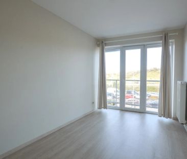 Modern appartement met garage en zicht op de duinen. - Photo 2