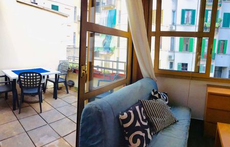 Маленькая двухкомнатная квартира - Photo 2