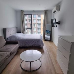 ✨ Loft meublé à louer – Bishop Embassy (Centre-ville de MTL) ✨ - Photo 2