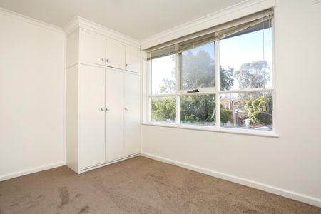 Modern Living Meets Unbeatable Location - Photo 4