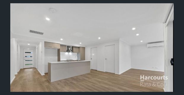 Spacious 4 Bedroom Home in Thornhill Park - Photo 1