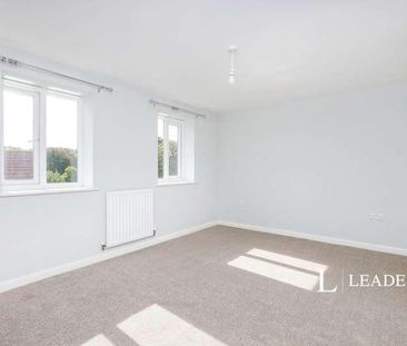 Weavers Close, BN21 - Photo 1