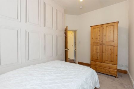 1f1, 50 Spylaw Street - Photo 4