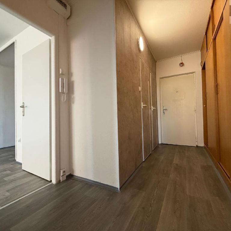 Pronájem bytu 2+kk 48 m2 - Fotografie 1