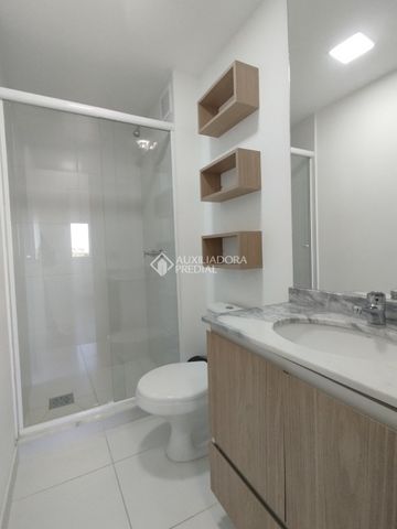 Apartamento com 2 quartos e 60m² para alugar em São Sebastião, Porto Alegre. - Photo 2