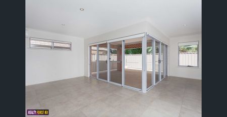 STYLISH AND CLASSY HOME! - Photo 4