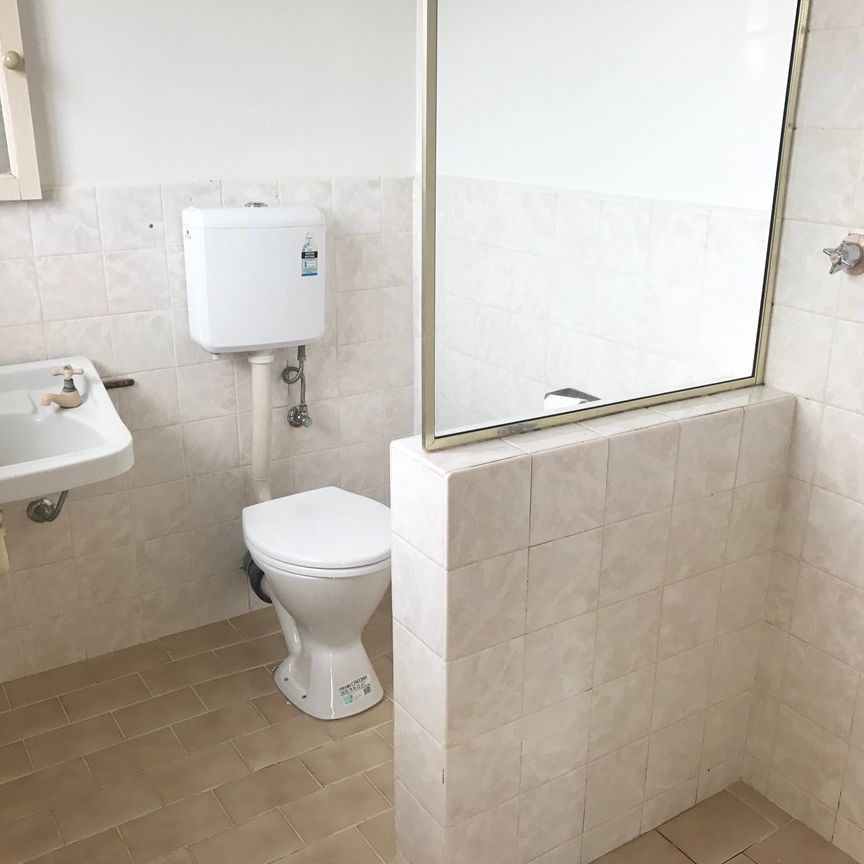 12/41 Carroll Crescent, Glen Iris VIC 3146 - Apartment For Rent | Domain - Photo 1