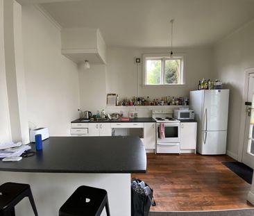 4 Bedroom City Rise Flat - Available for 2026 - Photo 6