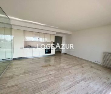 Location AppartementGolfe-Juan - Photo 6