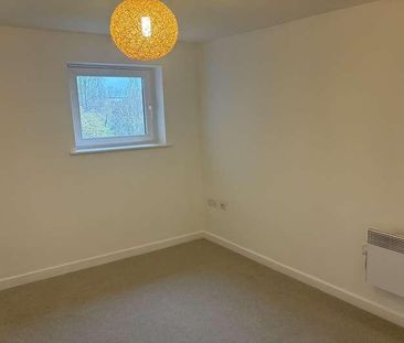 Poole, BH15 - Photo 2