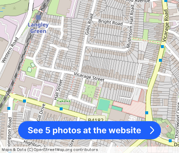 Vicarage Street, Oldbury - Photo 1