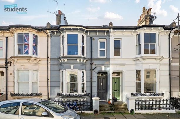 5 bedroom terraced house to rent - Photo 1