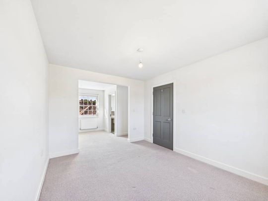 West Field Lane, St. Osyth, Clacton-on-Sea, Essex, CO16 8GW - Photo 1