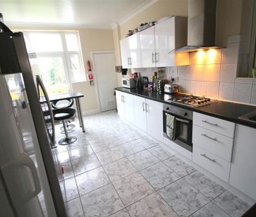 House share to rent - Photo 5