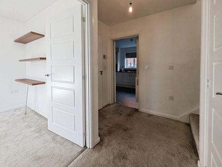 3 bedroom link detached house to rent - Photo 3