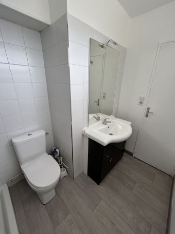 Location Appartement 1 pièce 17m² SENS 89100 - Photo 2