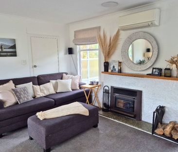 Updated Karori Family Home with Sun, Views & Central Heating - Photo 2