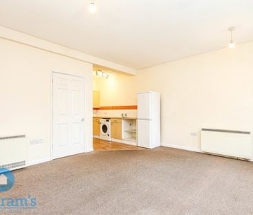 1 bed Apartment for Rent - Photo 5