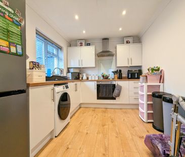 Pendre Crescent, Pontyclun, Llanharan - Photo 6