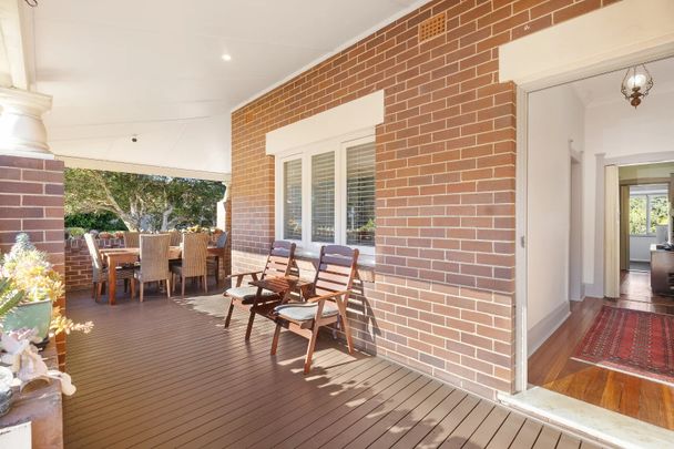 2 Merrenburn Avenue, Naremburn NSW 2065 - House For Rent | Domain - Photo 1