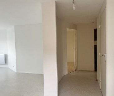 Location Appartement 3 pièces 65 m² La Châtre - Photo 2