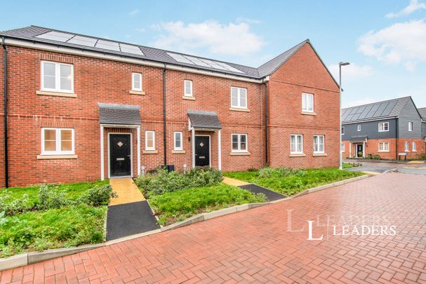 3 bedroom house to rent Thistledown, Pershore, Worcestershire, WR10 - Photo 1