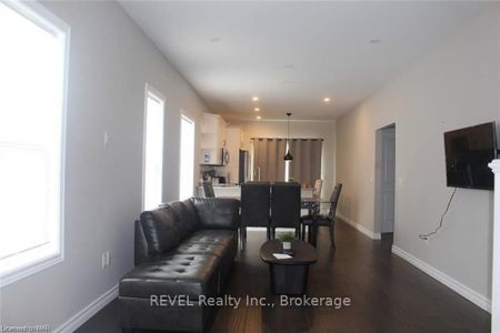 For Lease - 438 Mcalpine Avenue, Welland, Ontario - Photo 2